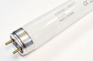 Лампа люминесцентная OSRAM T8 G13 18W FLUORA 590x26 L (для подсветки растений/аквариумов)